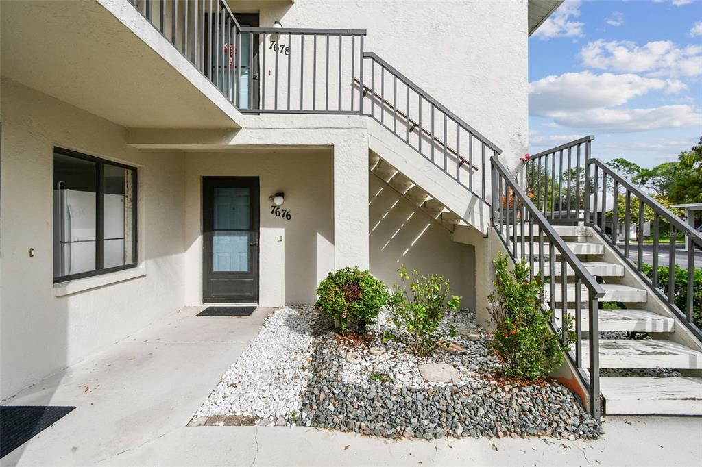 待售: $255,000 (2 贝兹, 2 浴室, 983 平方英尺)