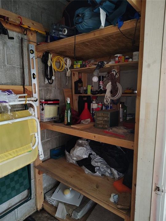 待售: $255,000 (2 贝兹, 2 浴室, 983 平方英尺)