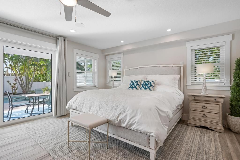 For Sale: $1,395,000 (3 beds, 3 baths, 1610 Square Feet)