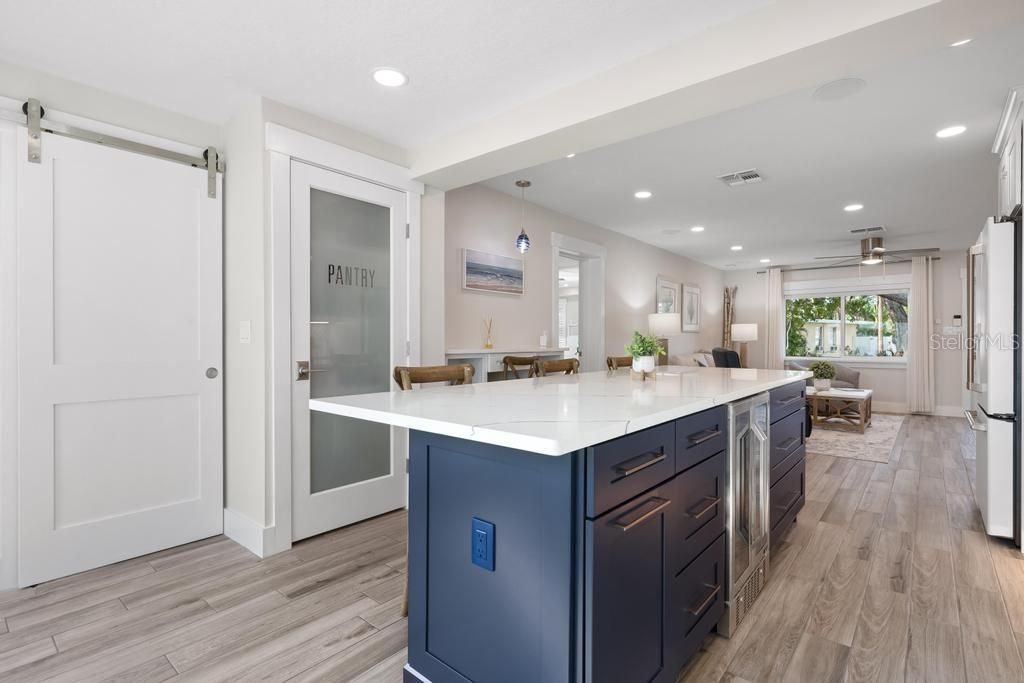 For Sale: $1,395,000 (3 beds, 3 baths, 1610 Square Feet)