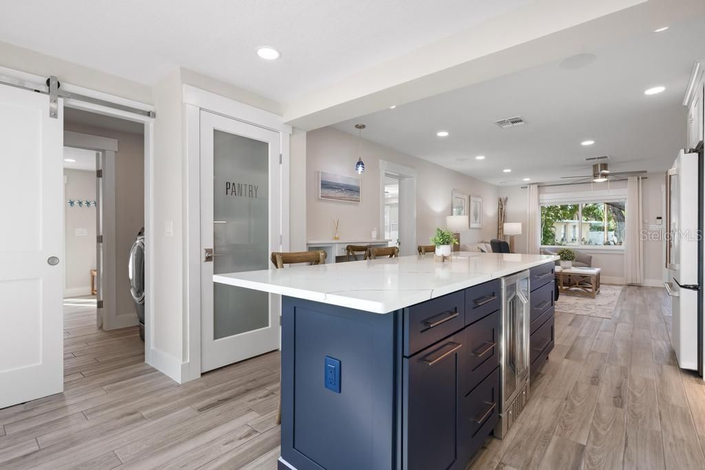 For Sale: $1,395,000 (3 beds, 3 baths, 1610 Square Feet)