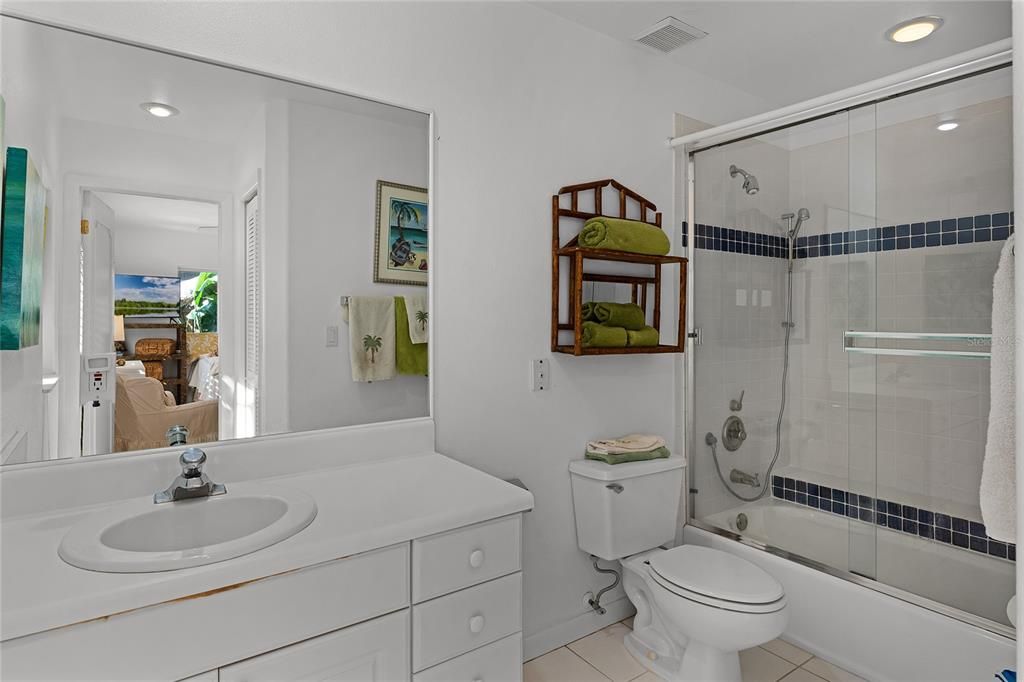 For Sale: $1,150,000 (4 beds, 3 baths, 2635 Square Feet)