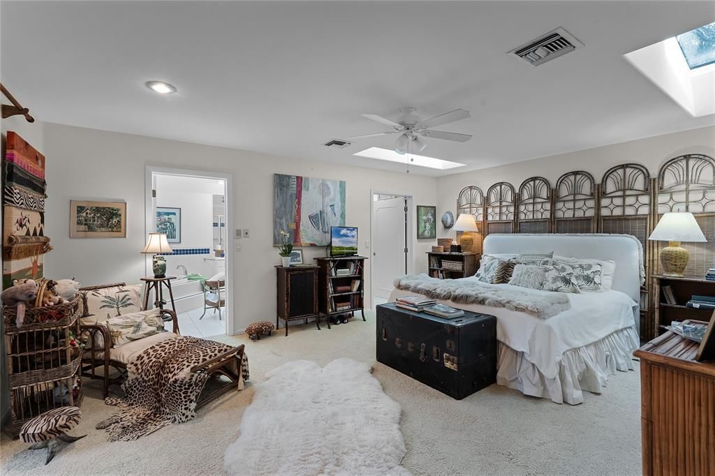 For Sale: $1,150,000 (4 beds, 3 baths, 2635 Square Feet)