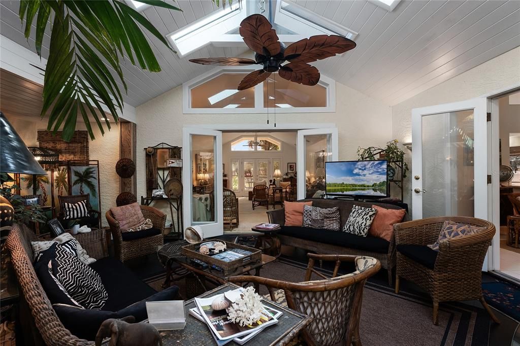 For Sale: $1,150,000 (4 beds, 3 baths, 2635 Square Feet)