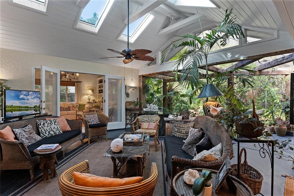 For Sale: $1,150,000 (4 beds, 3 baths, 2635 Square Feet)