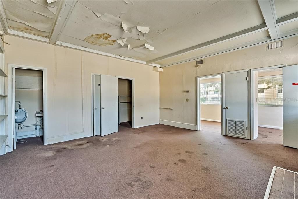 En Venta: $449,999 (0 camas, 0 baños, 3967 Pies cuadrados)