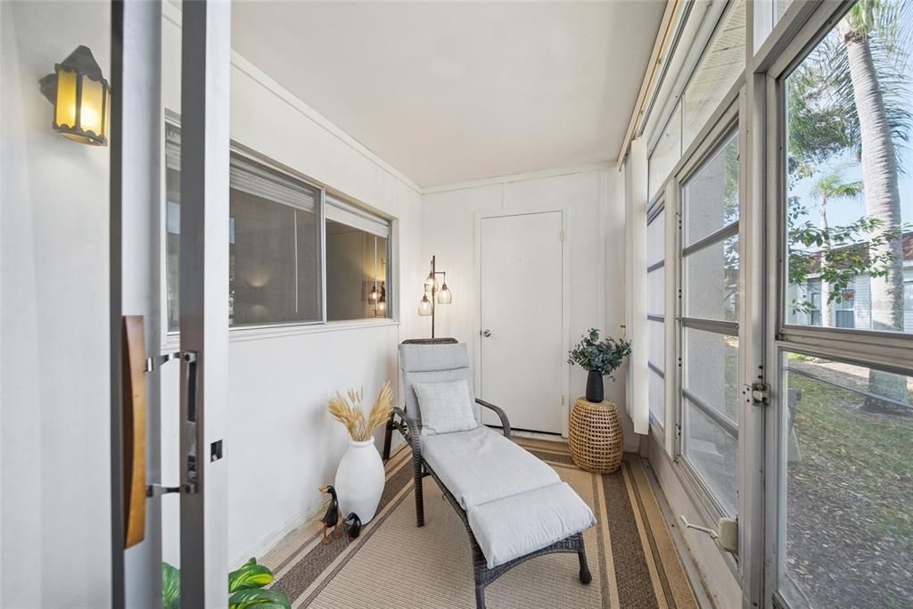 待售: $100,000 (1 贝兹, 1 浴室, 635 平方英尺)