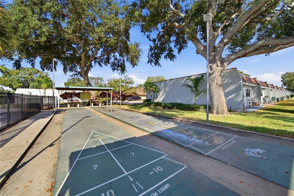 待售: $100,000 (1 贝兹, 1 浴室, 635 平方英尺)