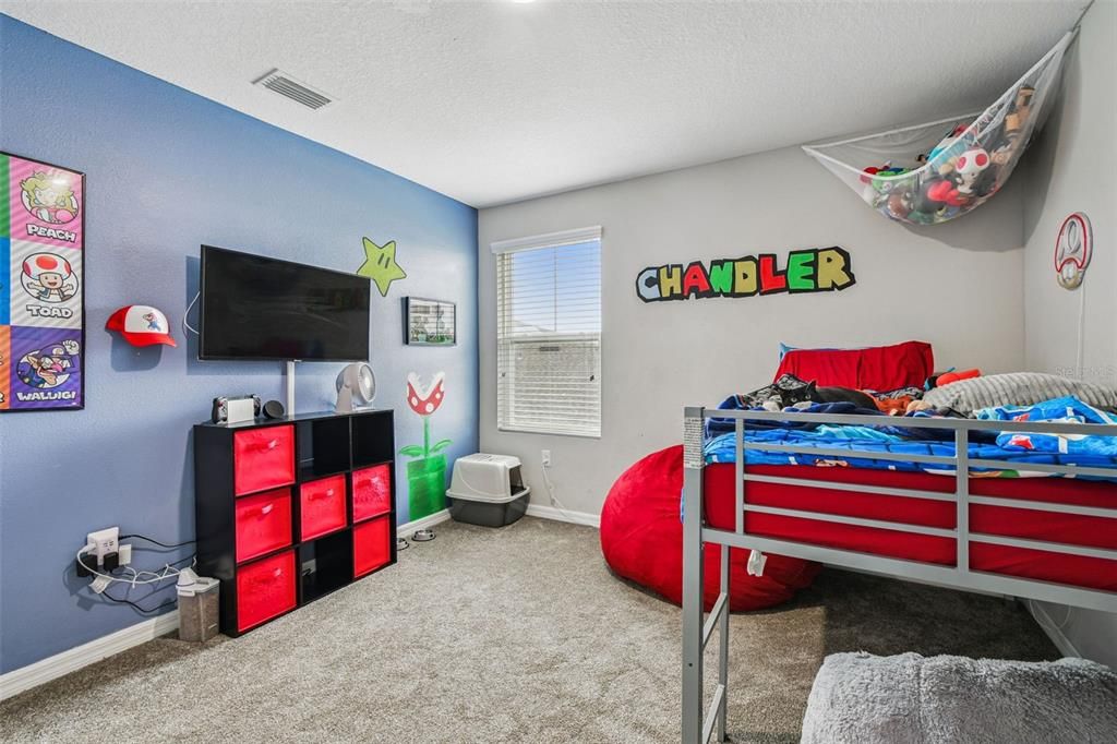 For Sale: $419,900 (5 beds, 3 baths, 2479 Square Feet)