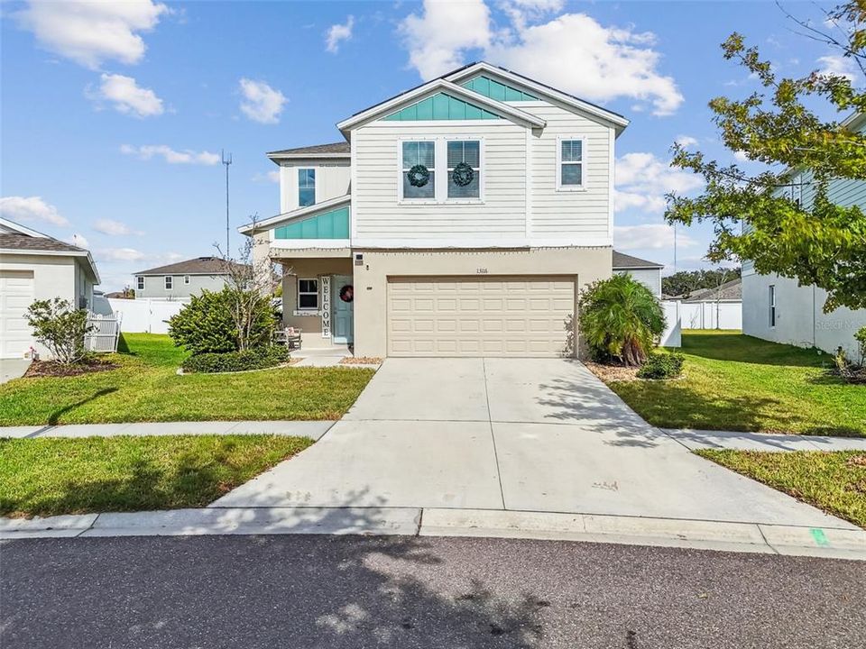 For Sale: $419,900 (5 beds, 3 baths, 2479 Square Feet)