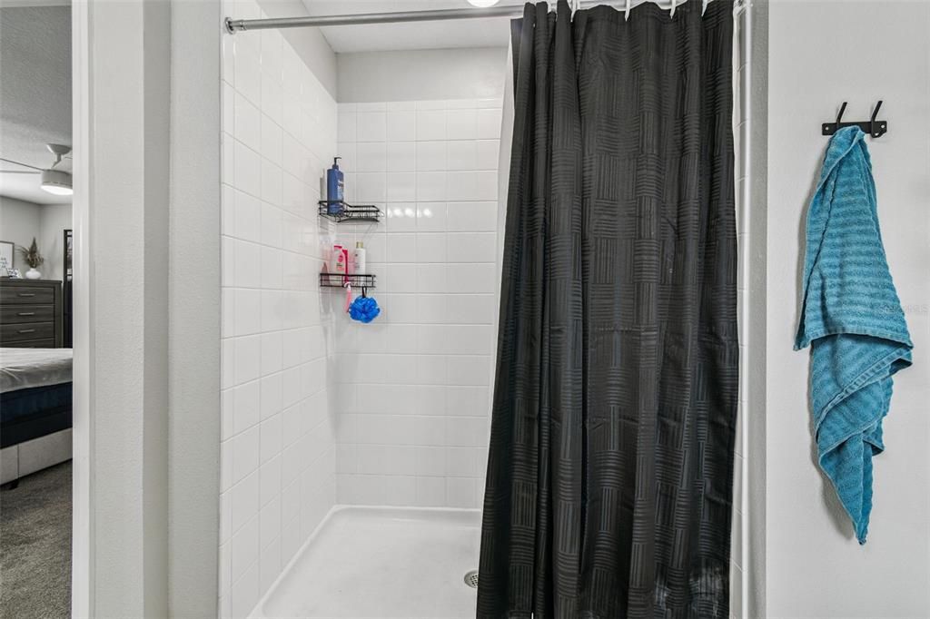 For Sale: $419,900 (5 beds, 3 baths, 2479 Square Feet)