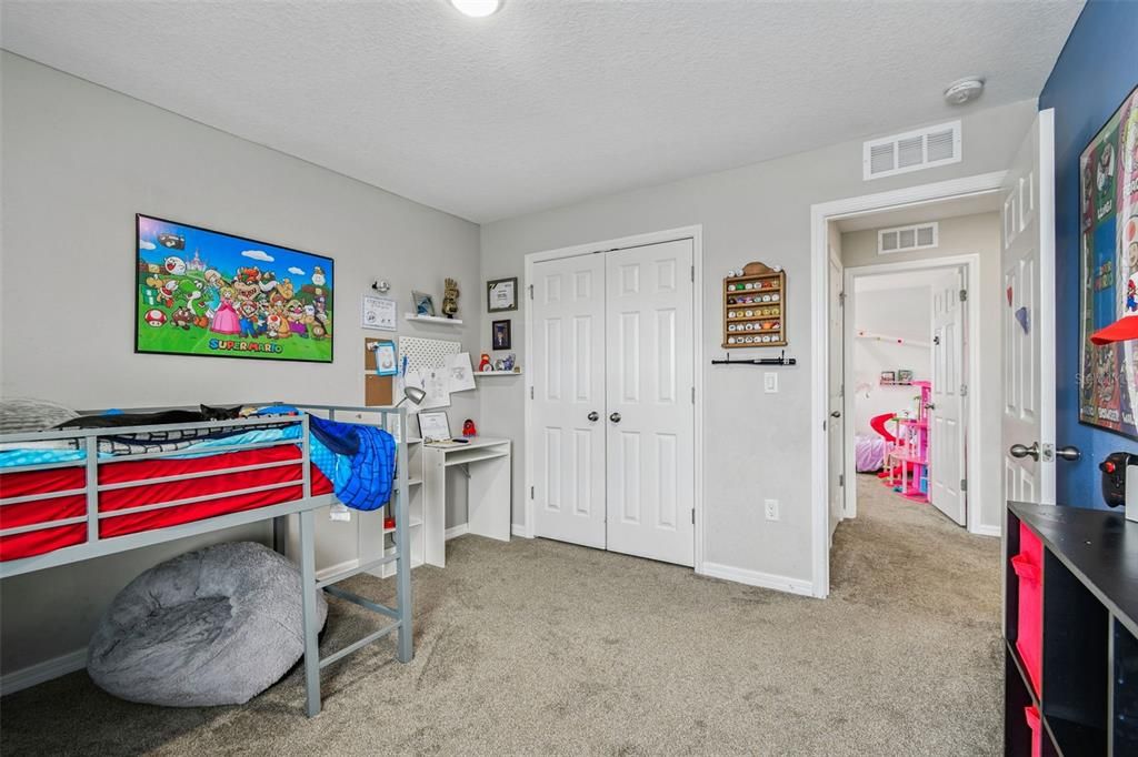 For Sale: $419,900 (5 beds, 3 baths, 2479 Square Feet)