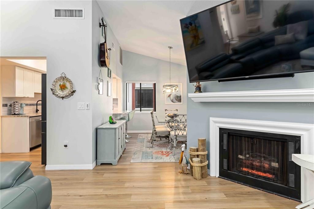 En Venta: $429,000 (2 camas, 2 baños, 1485 Pies cuadrados)