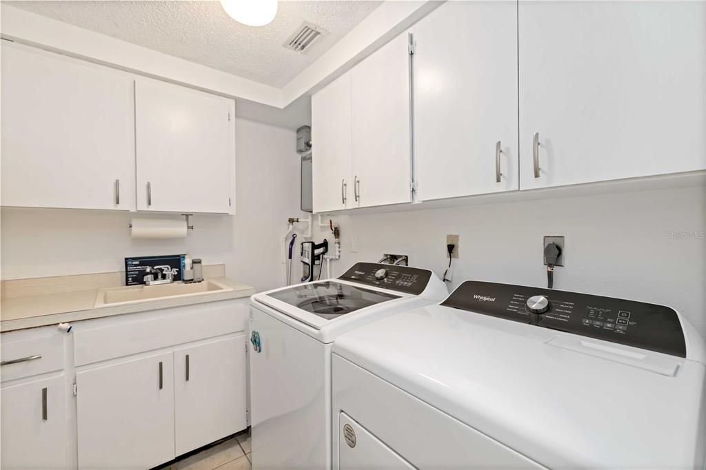 En Venta: $429,000 (2 camas, 2 baños, 1485 Pies cuadrados)