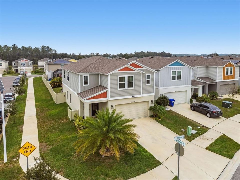 На продажу: $439,999 (5 спален, 3 ванн, 2470 Квадратных фут)