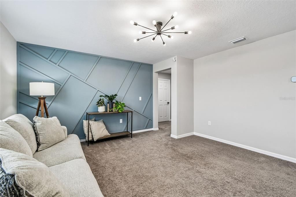 На продажу: $439,999 (5 спален, 3 ванн, 2470 Квадратных фут)