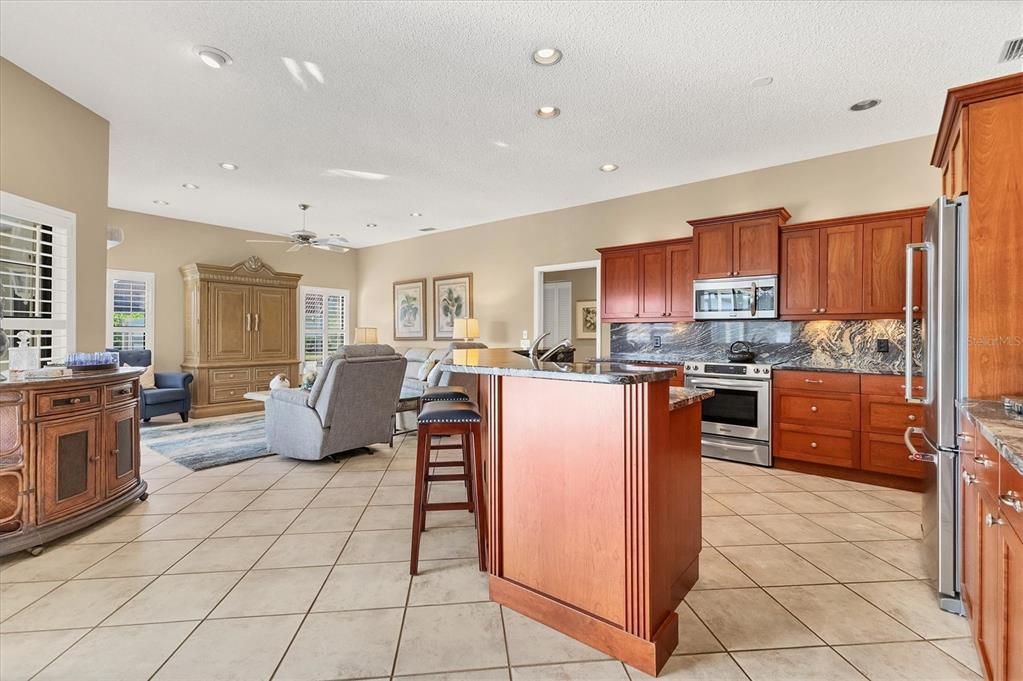 待售: $779,000 (3 贝兹, 2 浴室, 2001 平方英尺)