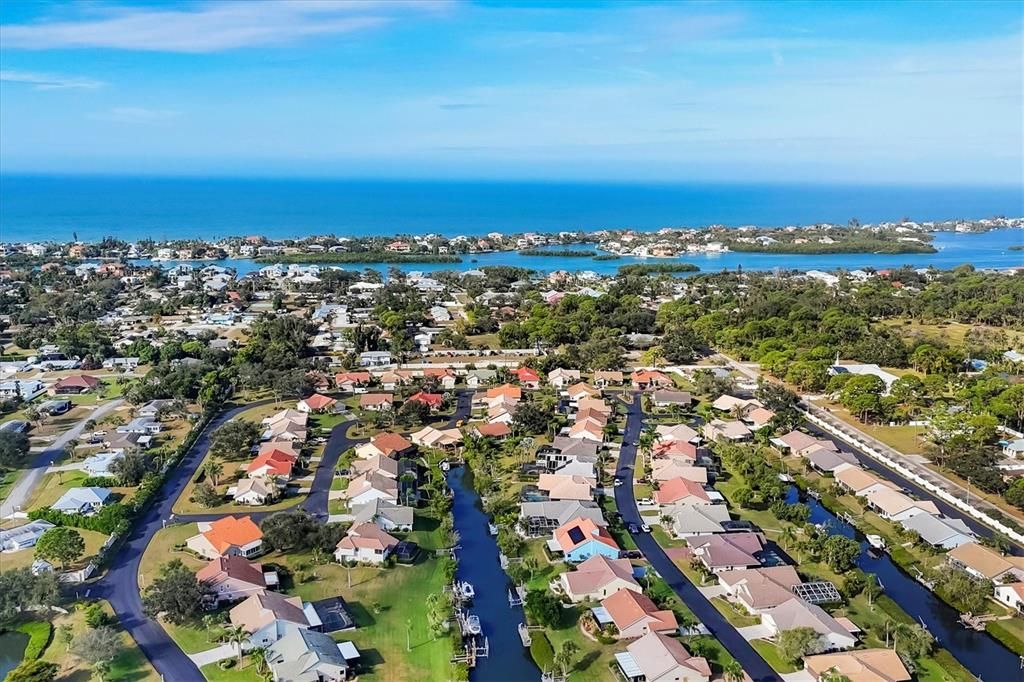 待售: $779,000 (3 贝兹, 2 浴室, 2001 平方英尺)