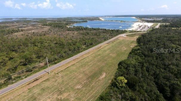 待售: $13,500,000 (10.00 acres)