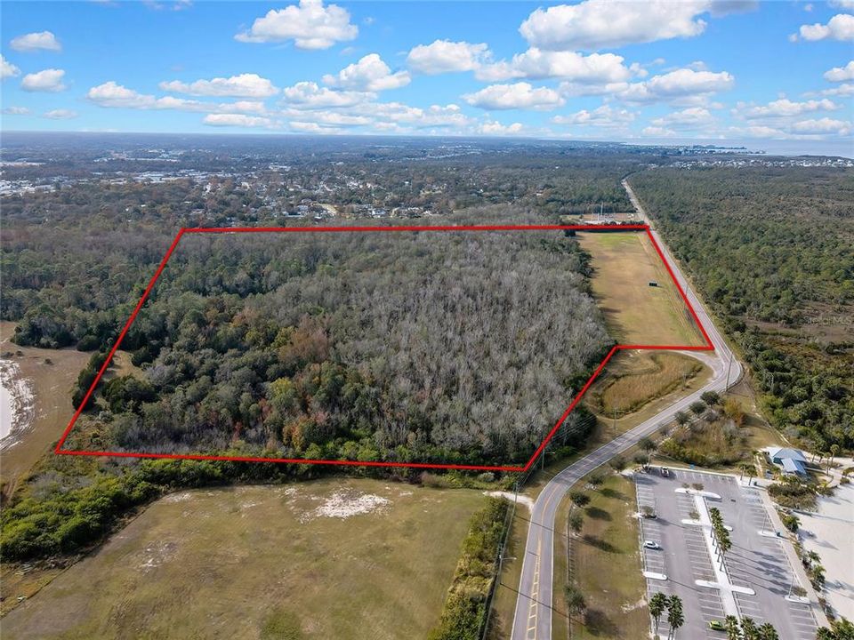 待售: $13,500,000 (10.00 acres)