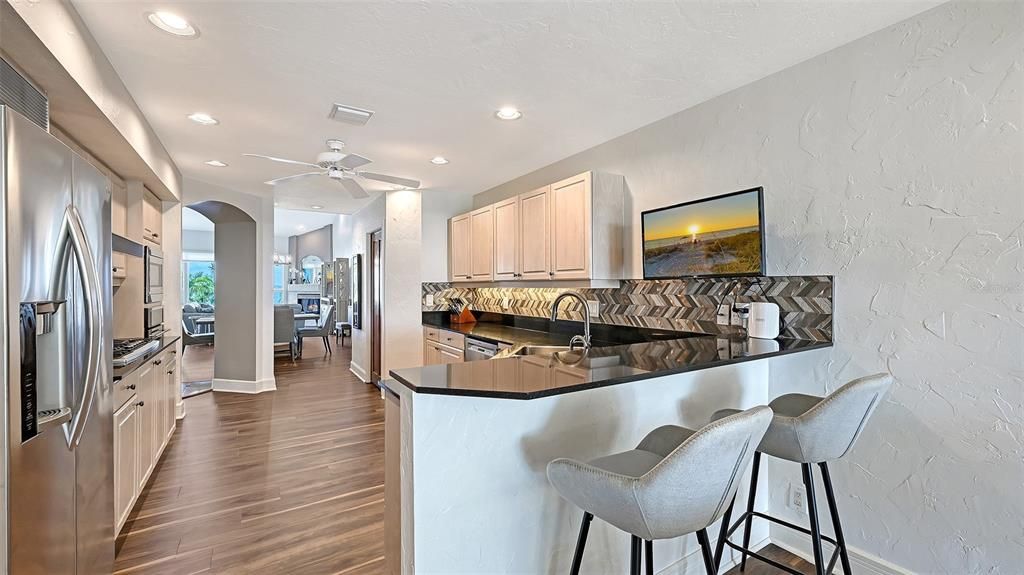 En Venta: $1,749,000 (3 camas, 3 baños, 2949 Pies cuadrados)