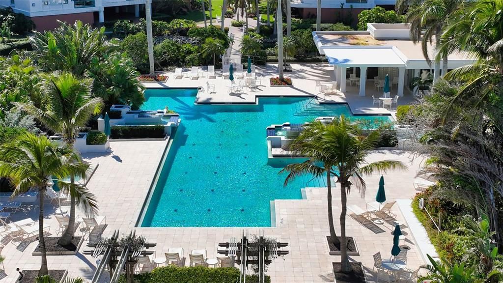 En Venta: $1,749,000 (3 camas, 3 baños, 2949 Pies cuadrados)