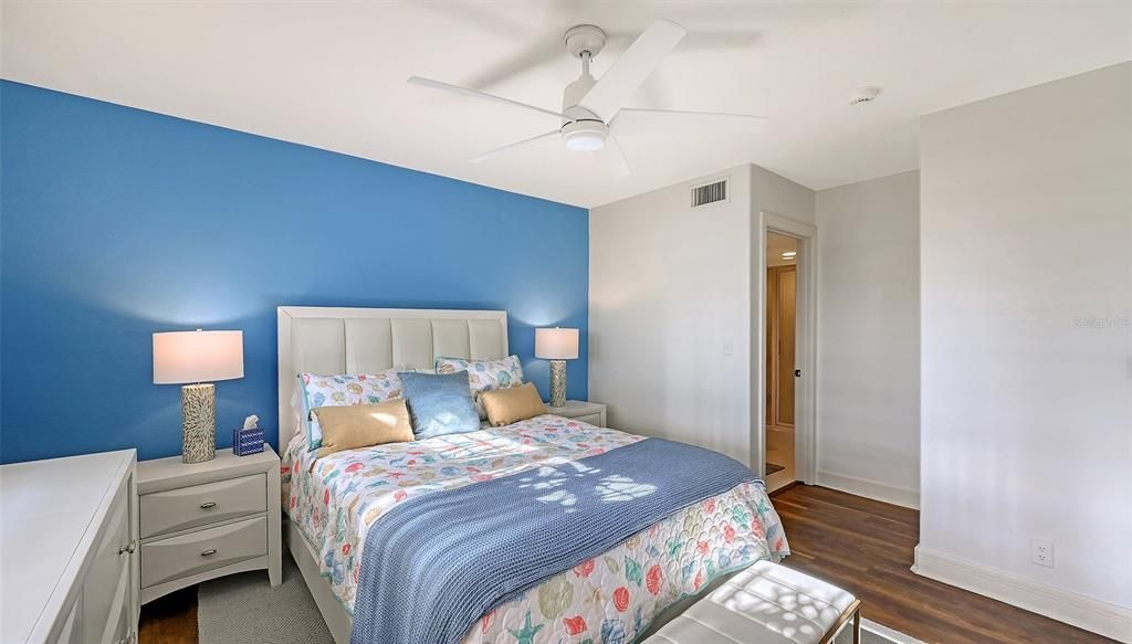 En Venta: $1,749,000 (3 camas, 3 baños, 2949 Pies cuadrados)