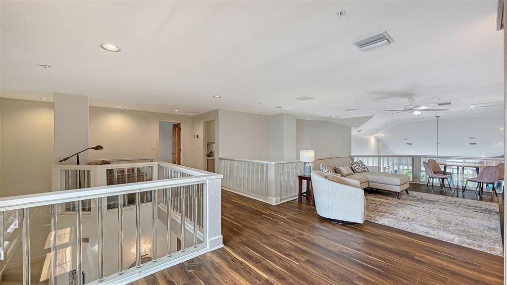 En Venta: $1,749,000 (3 camas, 3 baños, 2949 Pies cuadrados)