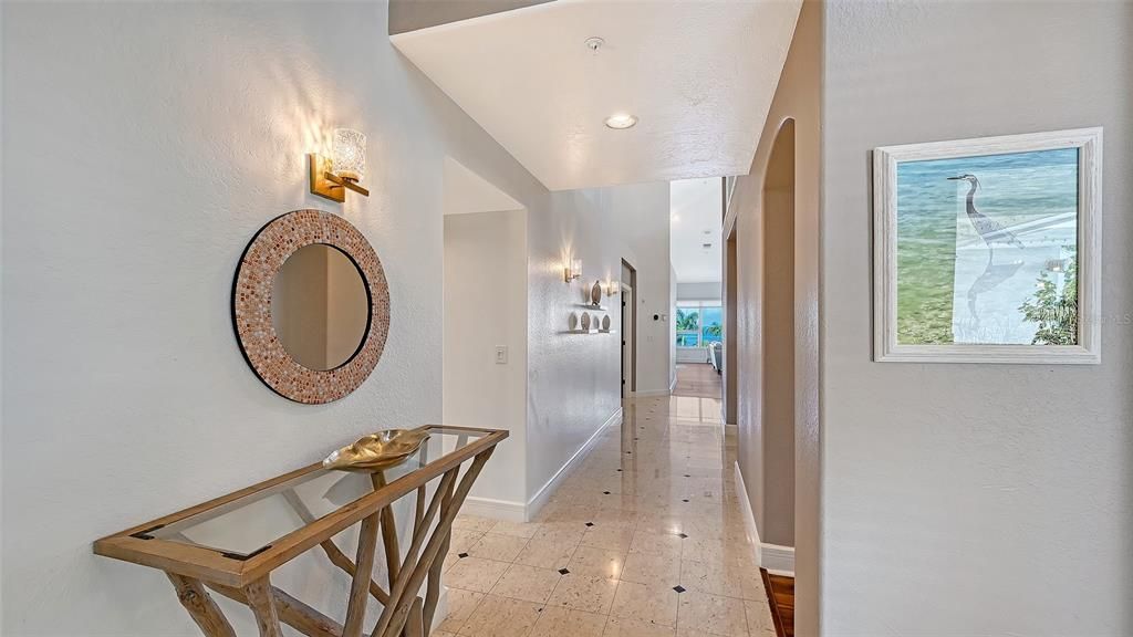 En Venta: $1,749,000 (3 camas, 3 baños, 2949 Pies cuadrados)