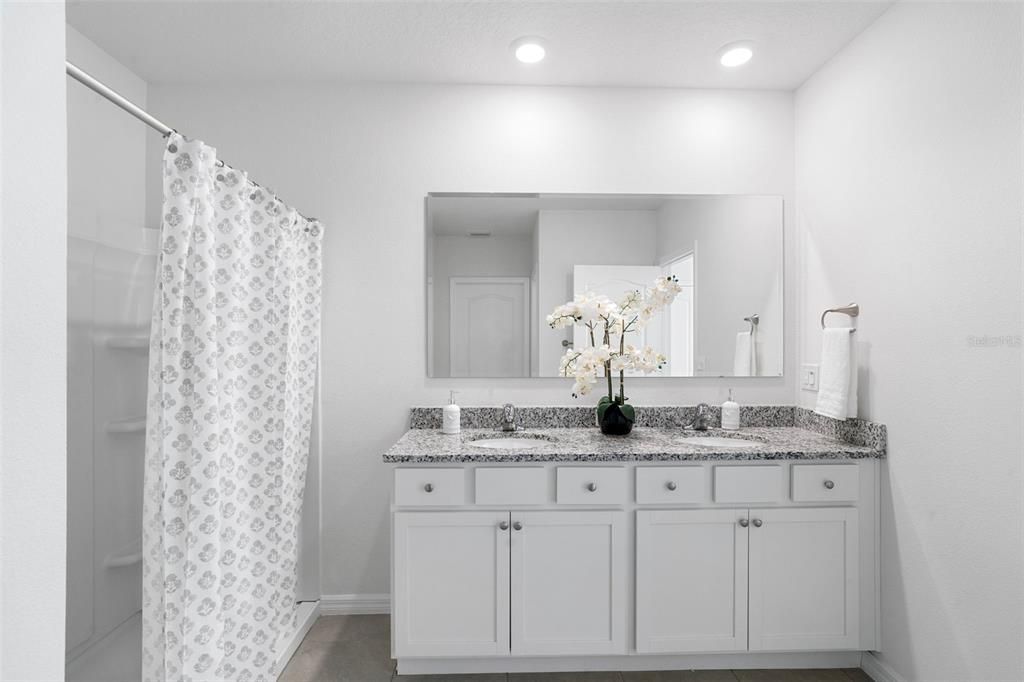 For Sale: $380,000 (4 beds, 2 baths, 1855 Square Feet)