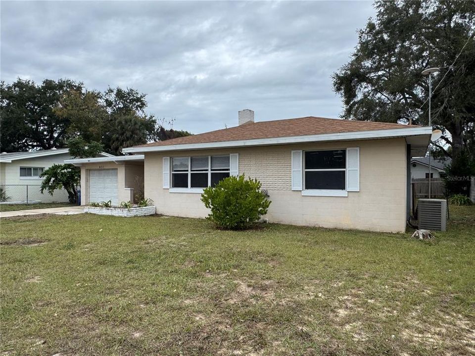 En Venta: $215,000 (2 camas, 1 baños, 888 Pies cuadrados)