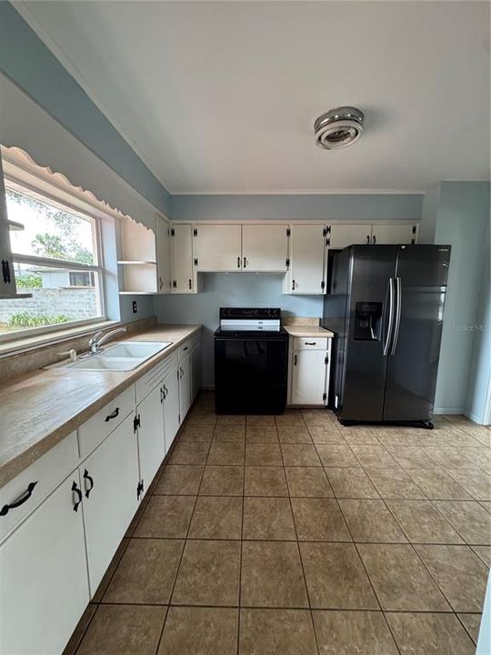 En Venta: $215,000 (2 camas, 1 baños, 888 Pies cuadrados)