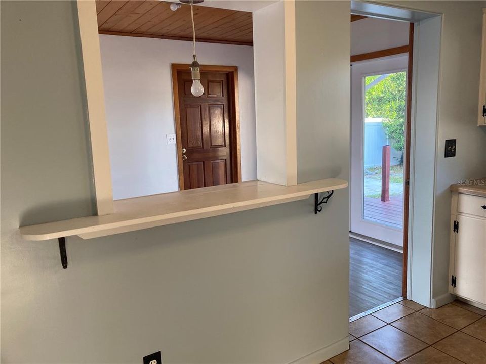 En Venta: $215,000 (2 camas, 1 baños, 888 Pies cuadrados)