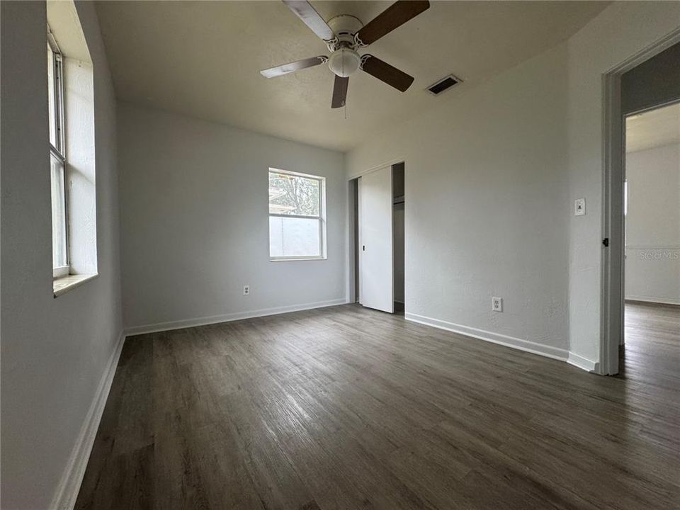 En Venta: $215,000 (2 camas, 1 baños, 888 Pies cuadrados)