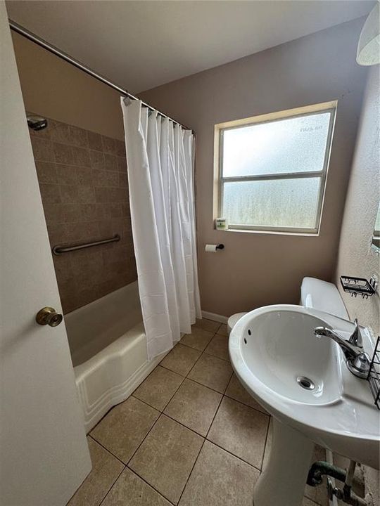 En Venta: $215,000 (2 camas, 1 baños, 888 Pies cuadrados)