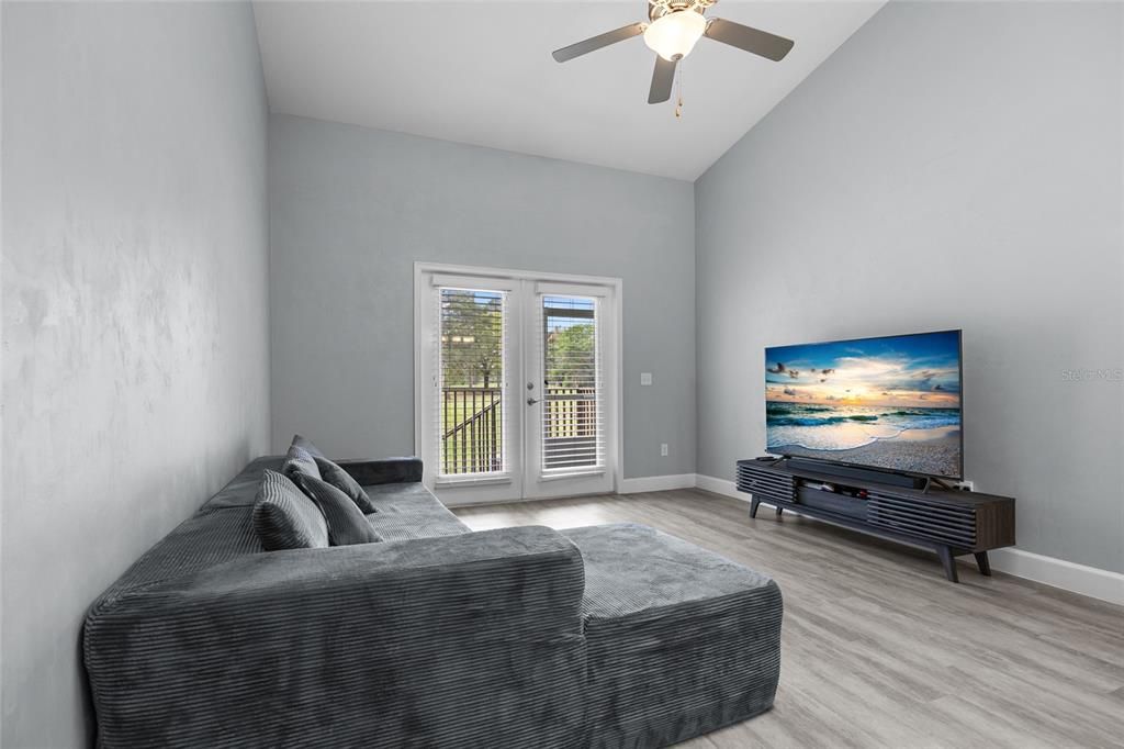 En Venta: $284,900 (2 camas, 2 baños, 1515 Pies cuadrados)