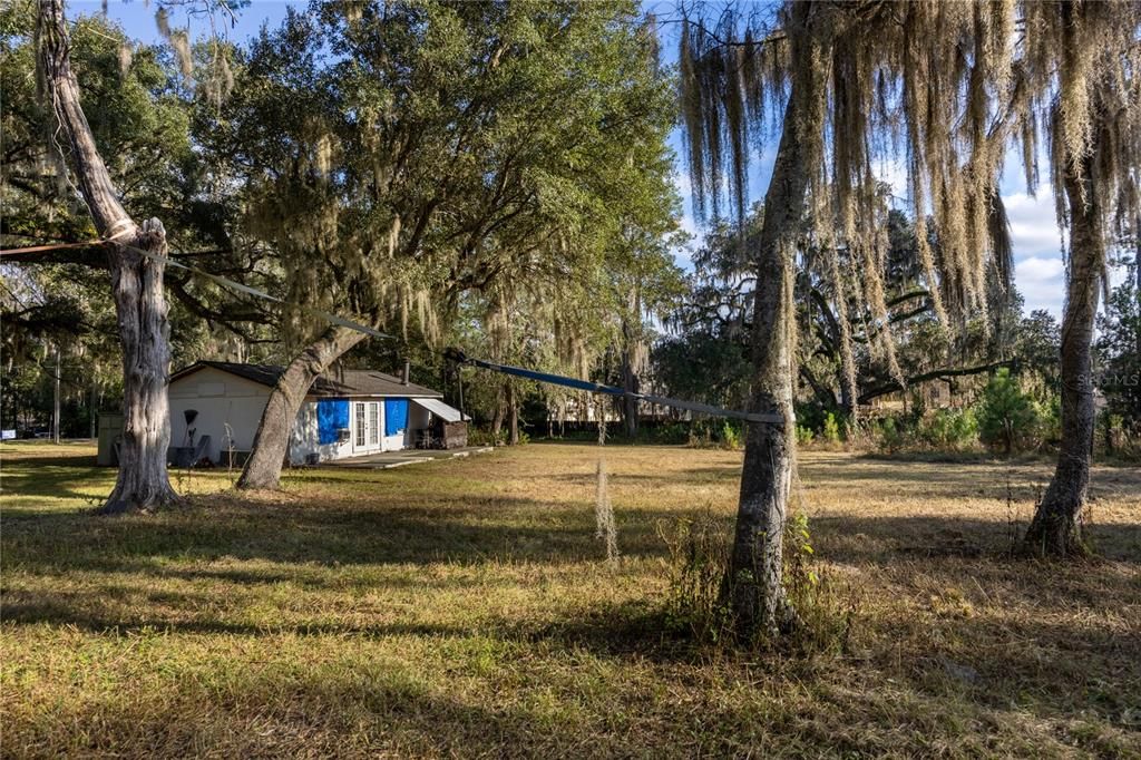 待售: $850,000 (0 贝兹, 0 浴室, 620 平方英尺)