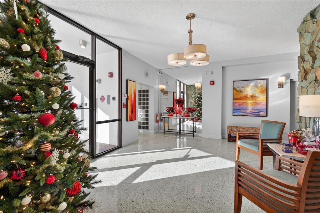 En Venta: $325,000 (1 camas, 1 baños, 965 Pies cuadrados)