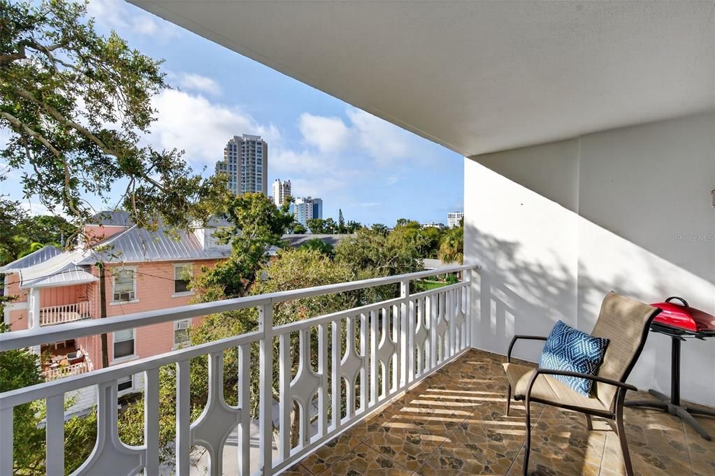 En Venta: $325,000 (1 camas, 1 baños, 965 Pies cuadrados)