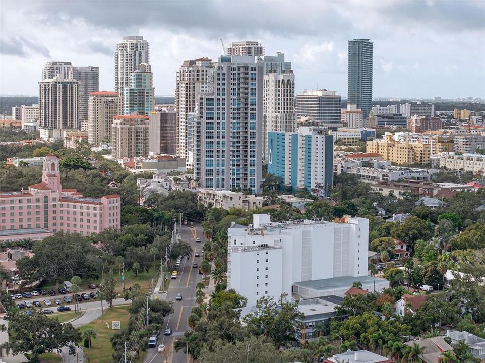 En Venta: $325,000 (1 camas, 1 baños, 965 Pies cuadrados)