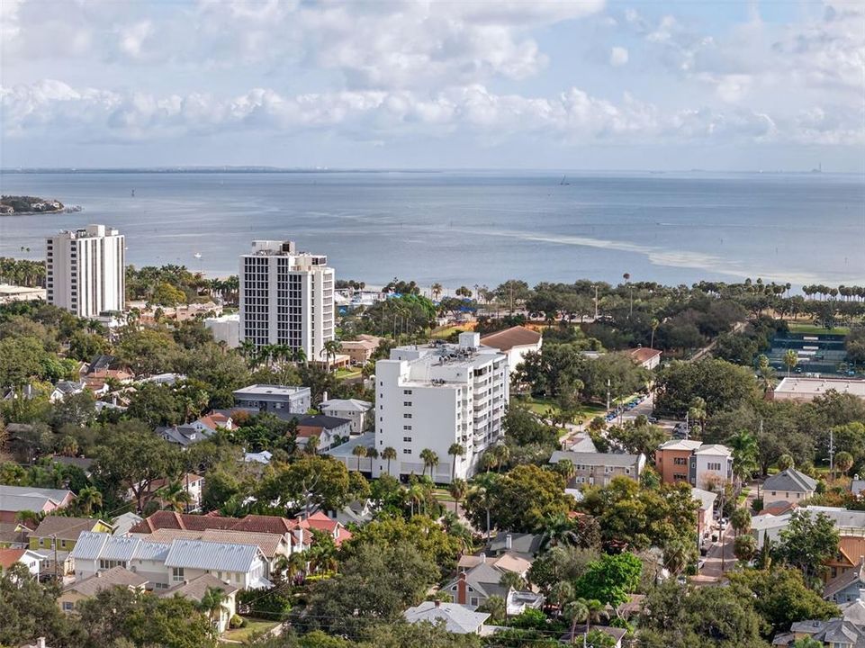 En Venta: $325,000 (1 camas, 1 baños, 965 Pies cuadrados)