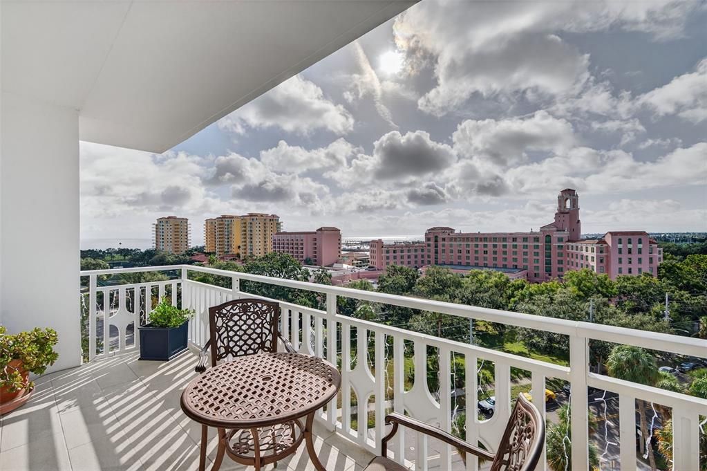 En Venta: $325,000 (1 camas, 1 baños, 965 Pies cuadrados)