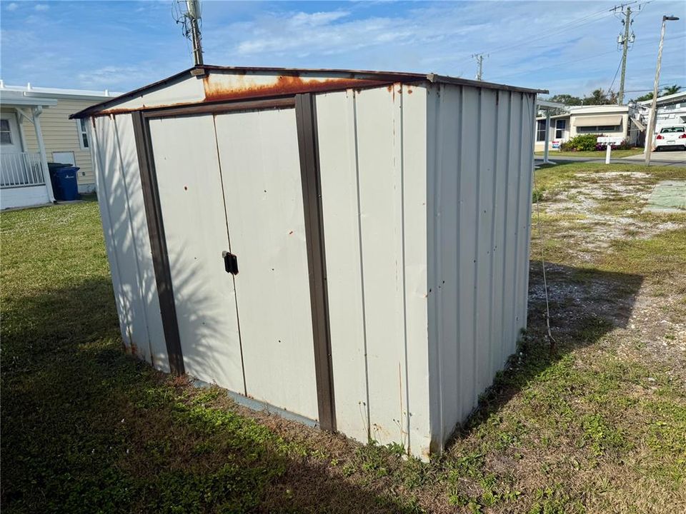 На продажу: $57,000 (0.10 acres)