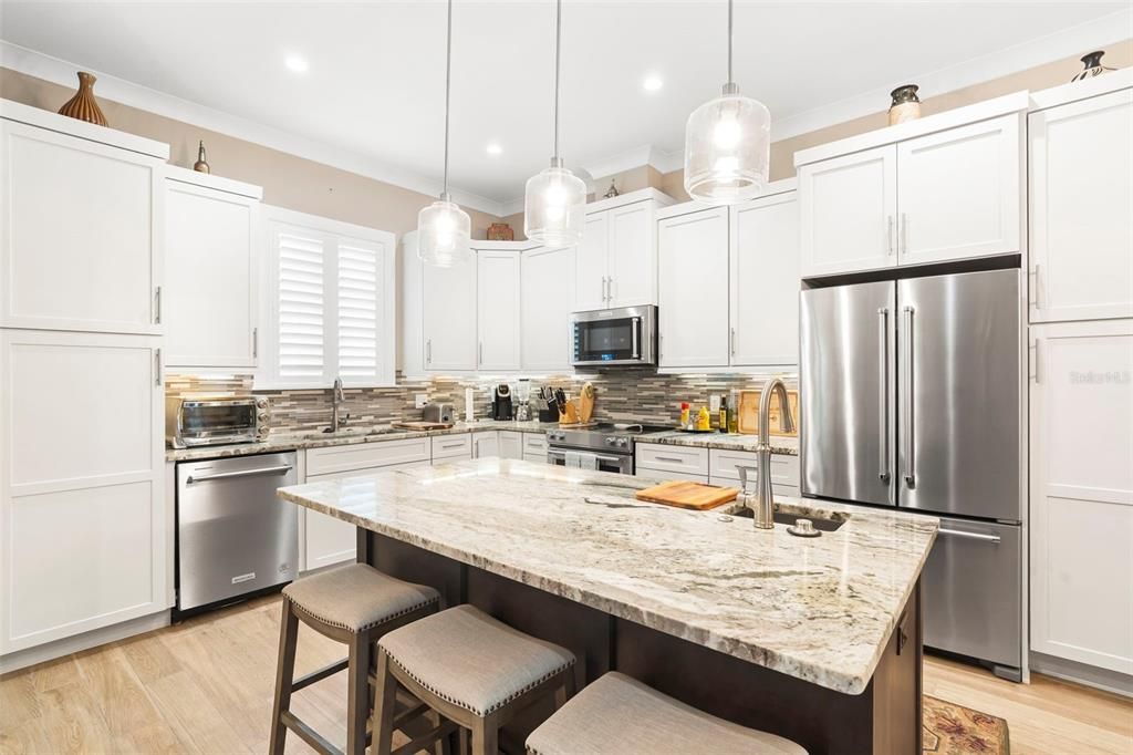 For Sale: $1,619,000 (3 beds, 2 baths, 2157 Square Feet)