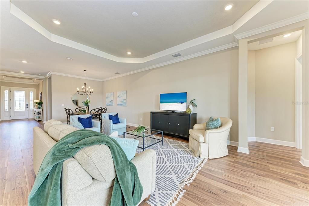 For Sale: $799,000 (3 beds, 3 baths, 2406 Square Feet)