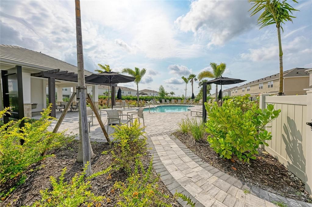 For Sale: $799,000 (3 beds, 3 baths, 2406 Square Feet)