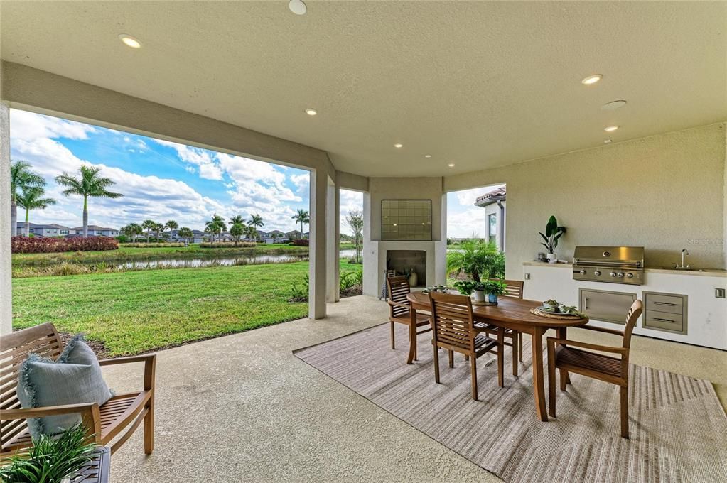 For Sale: $799,000 (3 beds, 3 baths, 2406 Square Feet)