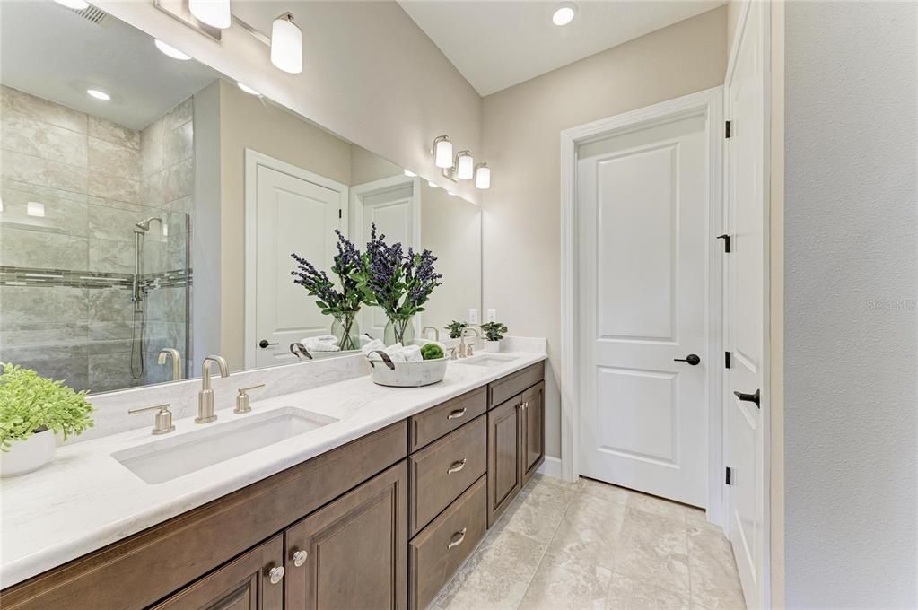 For Sale: $799,000 (3 beds, 3 baths, 2406 Square Feet)