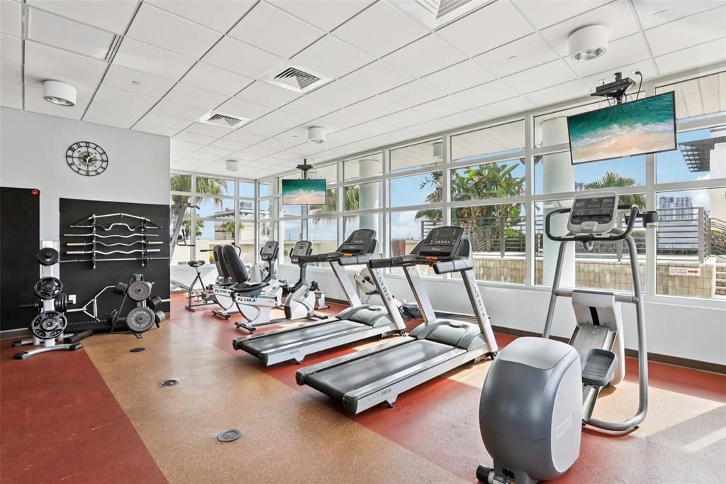 На продажу: $329,900 (1 спален, 1 ванн, 750 Квадратных фут)