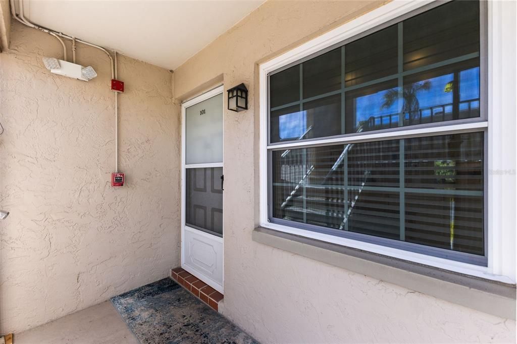 For Sale: $219,950 (2 beds, 2 baths, 1110 Square Feet)